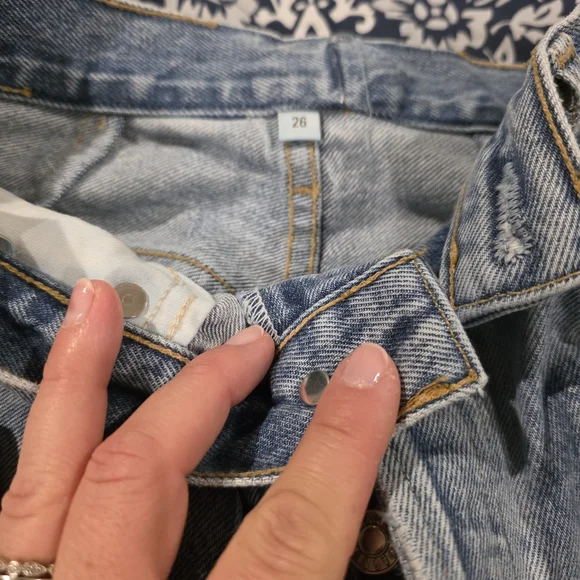 Agolde Light and Medium Blue Straight Leg Jeans LOT Of 3! Size 26 & 28 - Picture 5 of 9